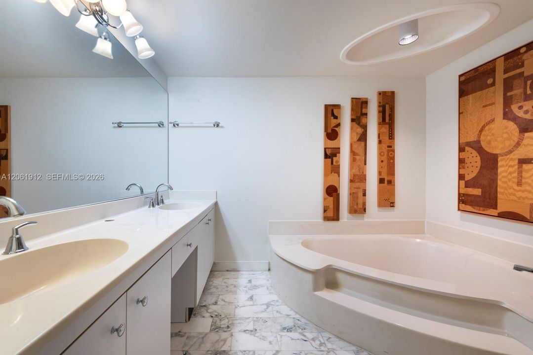 В аренду: $4,200 (2 спален, 2 ванн, 1538 Квадратных фут)