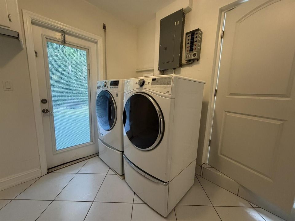 laundry-room