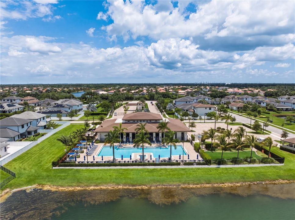 For Sale: $1,450,000 (4 beds, 4 baths, 4073 Square Feet)