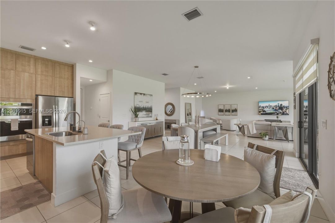 For Sale: $1,450,000 (4 beds, 4 baths, 4073 Square Feet)