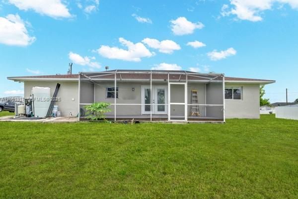 На продажу: $269,000 (3 спален, 2 ванн, 1156 Квадратных фут)