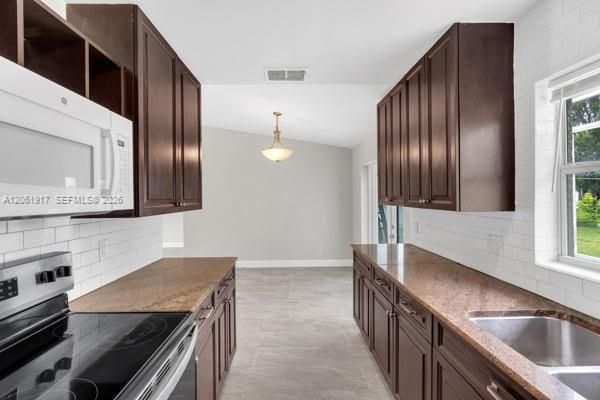 На продажу: $269,000 (3 спален, 2 ванн, 1156 Квадратных фут)