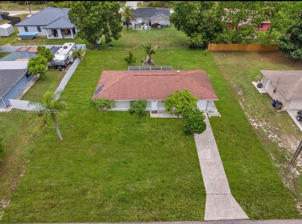 На продажу: $269,000 (3 спален, 2 ванн, 1156 Квадратных фут)