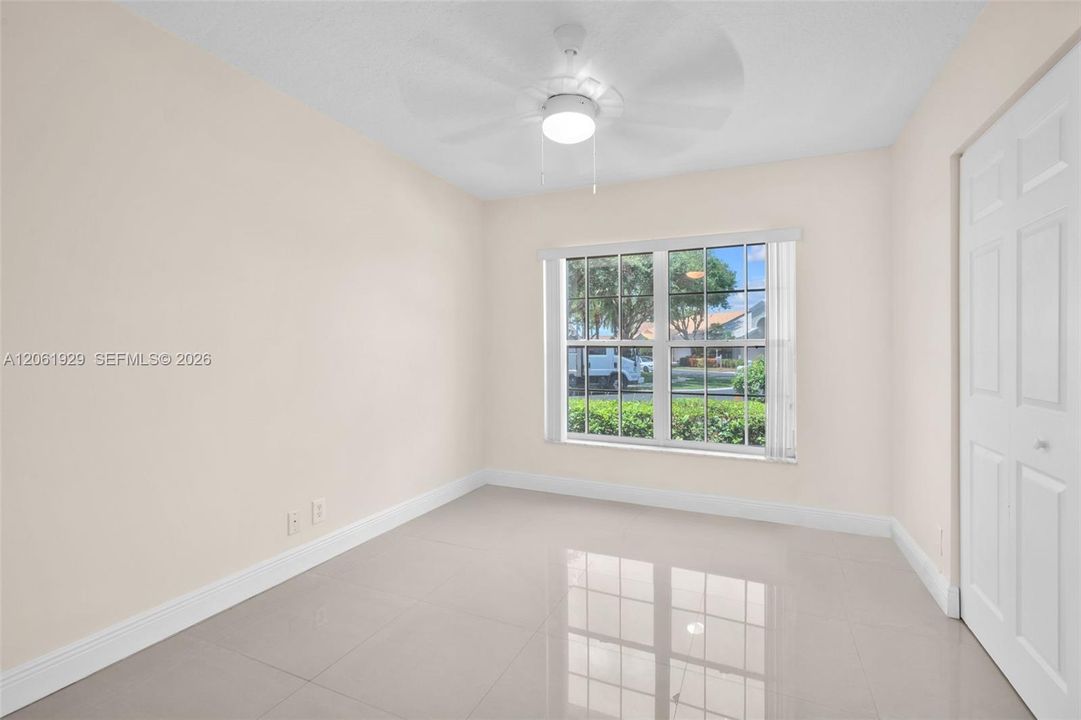 В аренду: $6,900 (4 спален, 2 ванн, 2194 Квадратных фут)