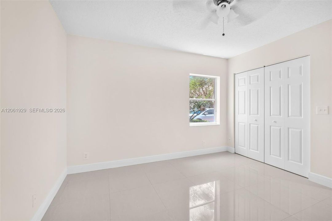 В аренду: $6,900 (4 спален, 2 ванн, 2194 Квадратных фут)