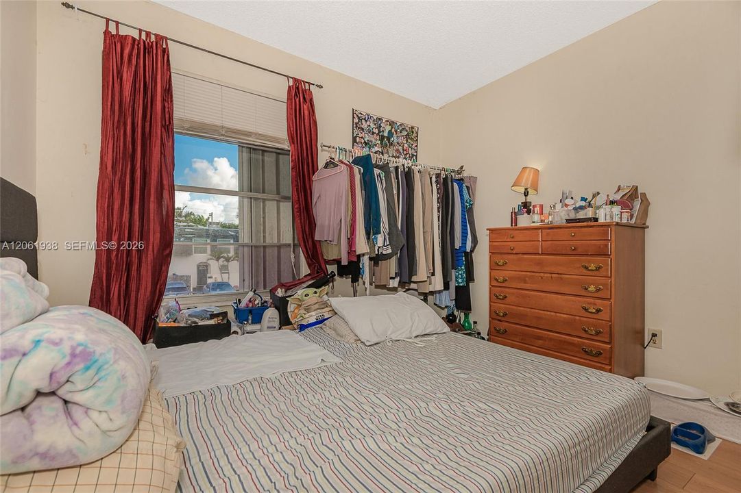 En Renta: $2,800 (3 camas, 2 baños, 1440 Pies cuadrados)