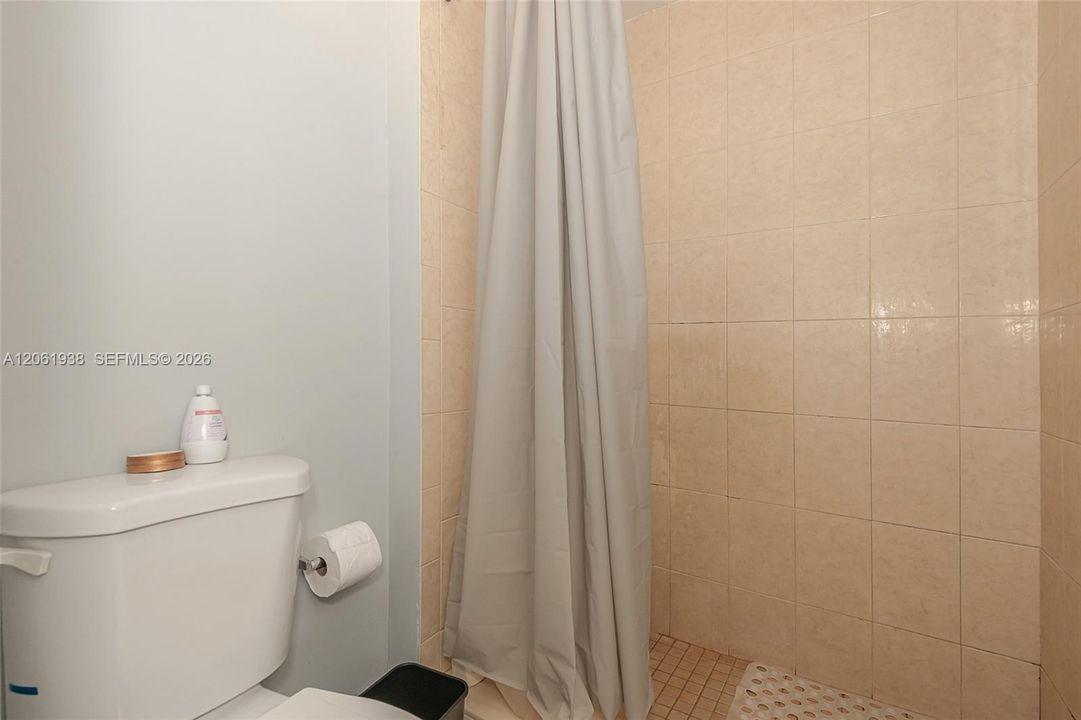 En Renta: $2,800 (3 camas, 2 baños, 1440 Pies cuadrados)