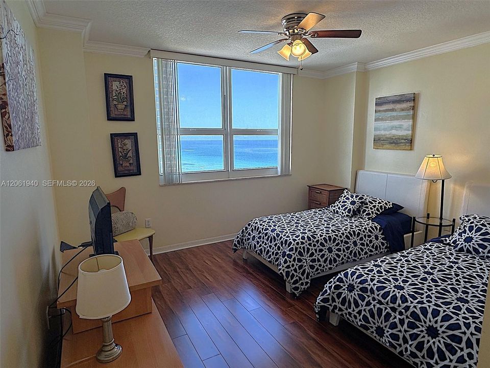 В аренду: $4,200 (2 спален, 2 ванн, 1163 Квадратных фут)