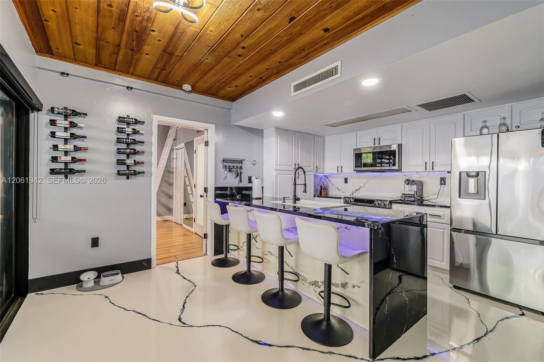 На продажу: $459,000 (3 спален, 2 ванн, 972 Квадратных фут)