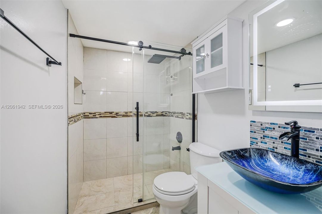 На продажу: $459,000 (3 спален, 2 ванн, 972 Квадратных фут)