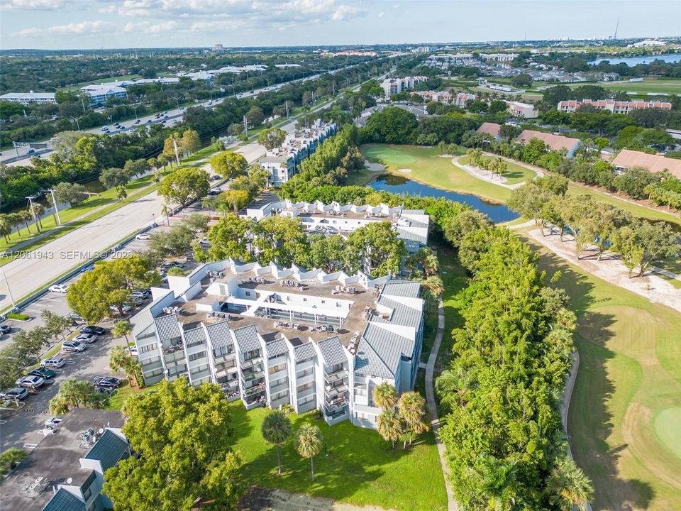 На продажу: $170,000 (1 спален, 1 ванн, 775 Квадратных фут)