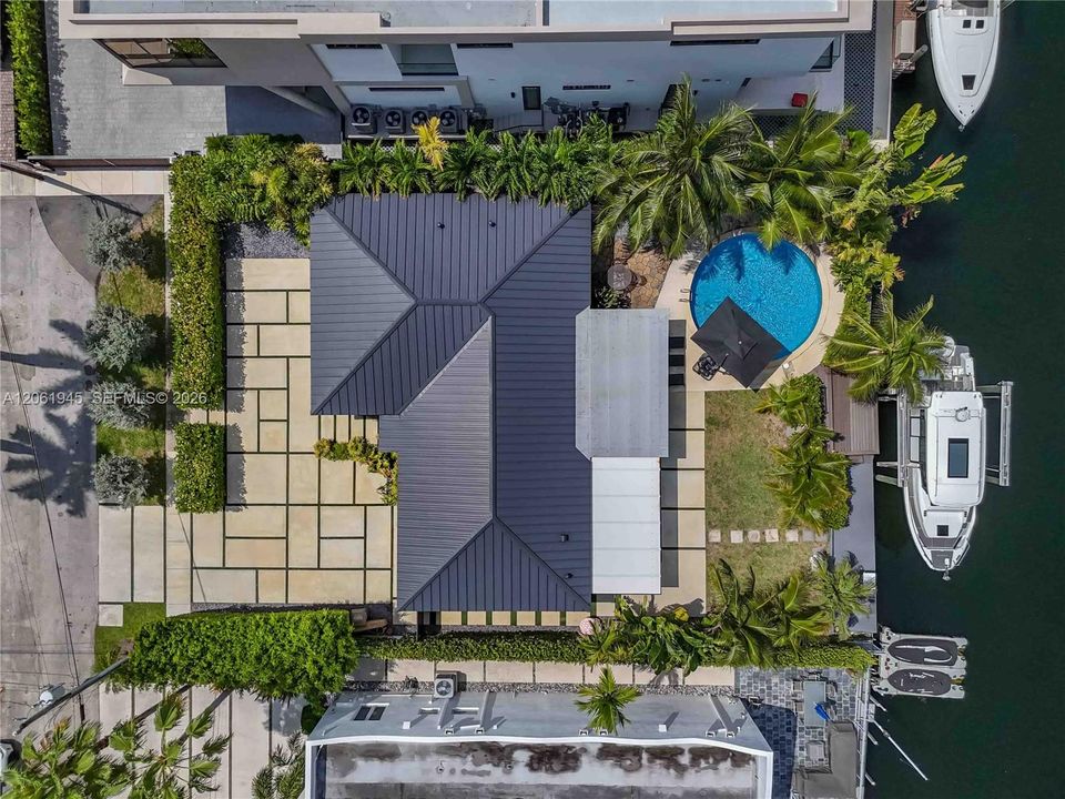 En Venta: $2,550,000 (3 camas, 2 baños, 1660 Pies cuadrados)