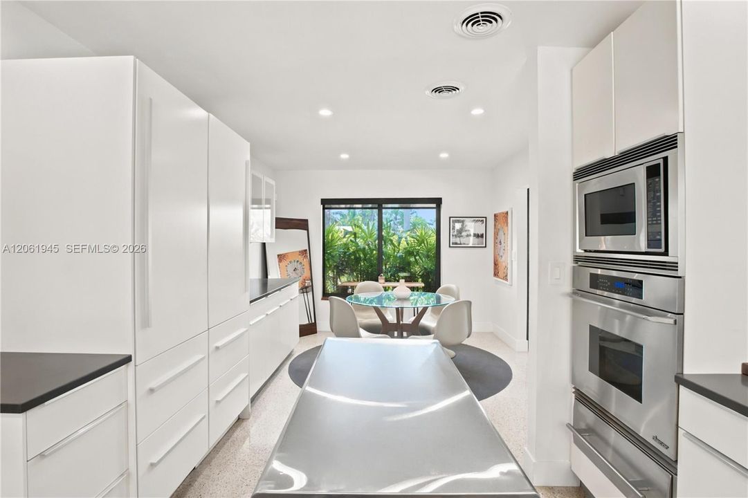 En Venta: $2,550,000 (3 camas, 2 baños, 1660 Pies cuadrados)