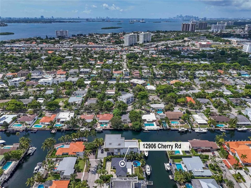 En Venta: $2,550,000 (3 camas, 2 baños, 1660 Pies cuadrados)