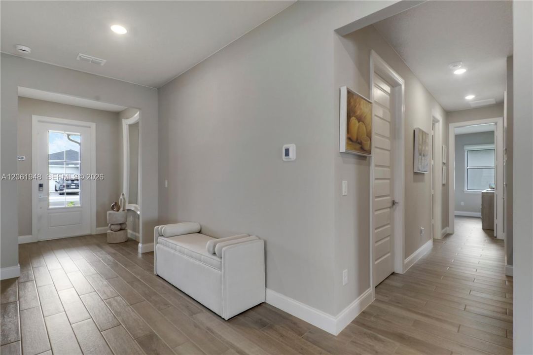 В аренду: $3,500 (4 спален, 3 ванн, 2492 Квадратных фут)