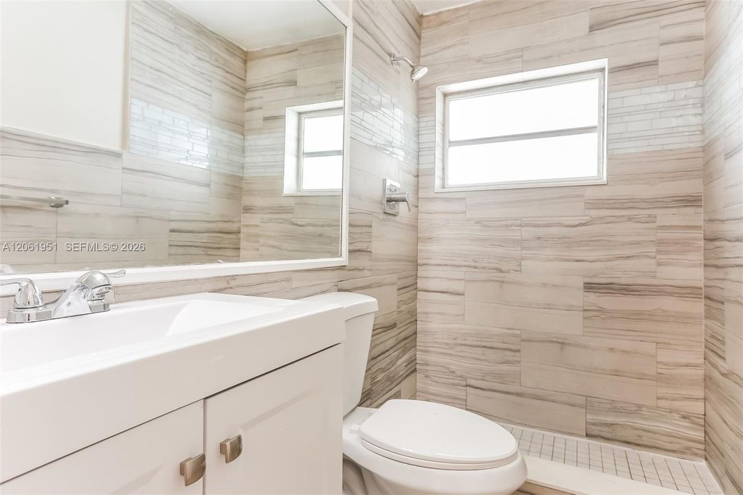 В аренду: $2,440 (4 спален, 2 ванн, 1534 Квадратных фут)