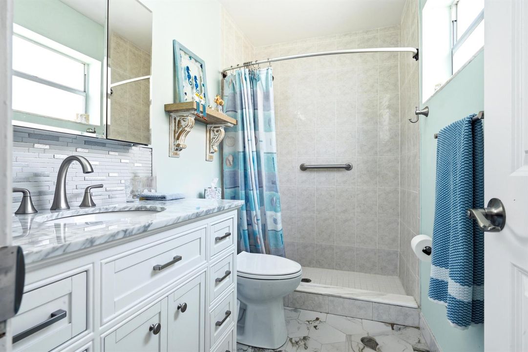 159 bedroom bath
