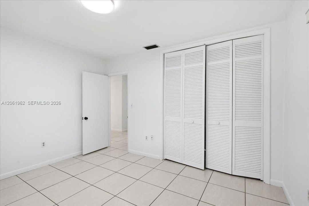 For Rent: $10,000 (4 beds, 2 baths, 2747 Square Feet)