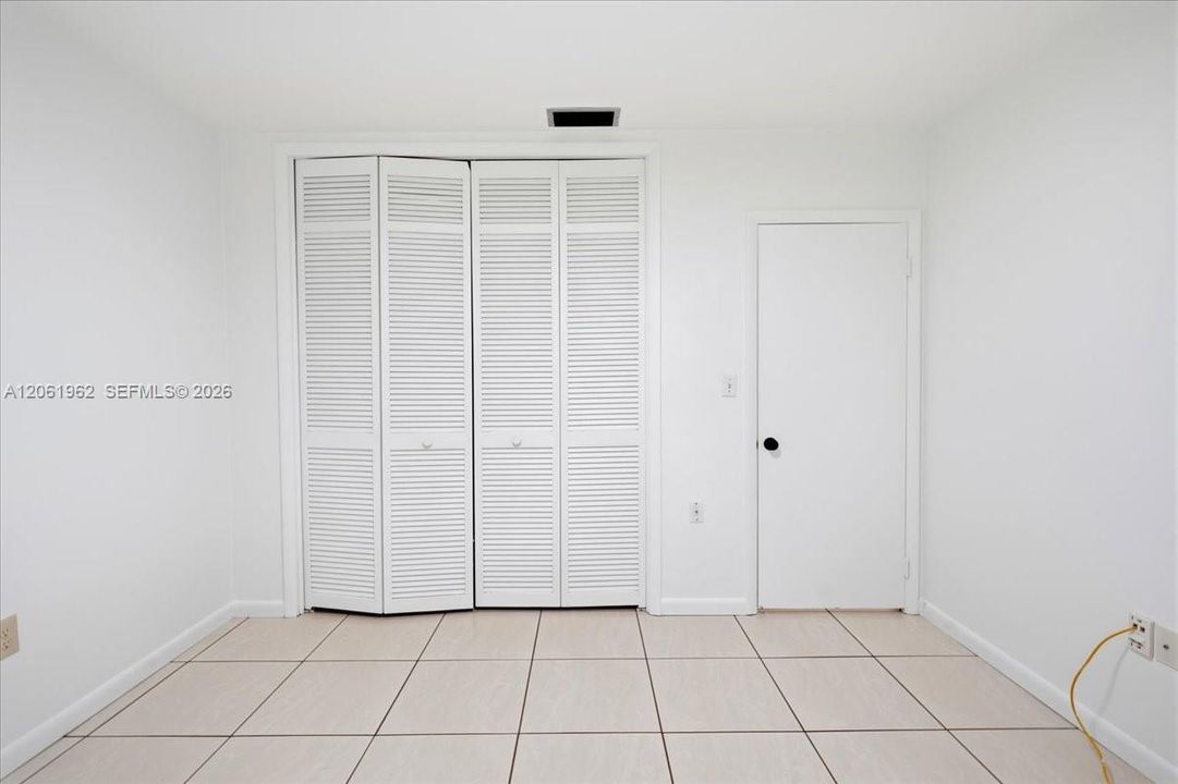 For Rent: $10,000 (4 beds, 2 baths, 2747 Square Feet)