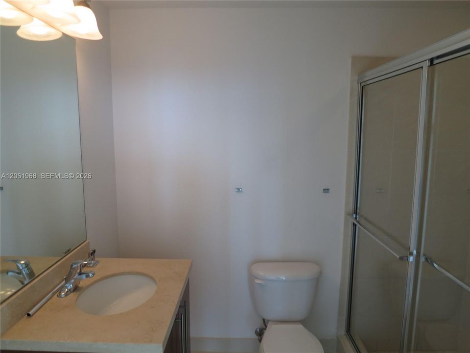 En Renta: $4,200 (2 camas, 2 baños, 1099 Pies cuadrados)