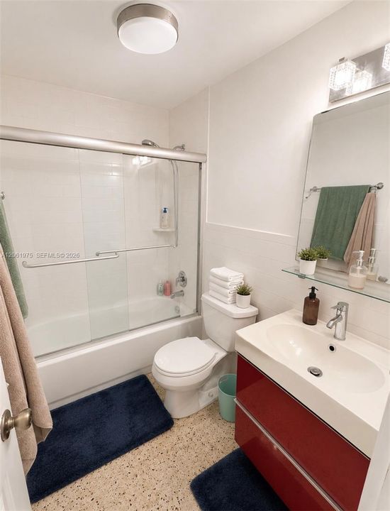 В аренду: $1,600 (1 спален, 1 ванн, 609 Квадратных фут)