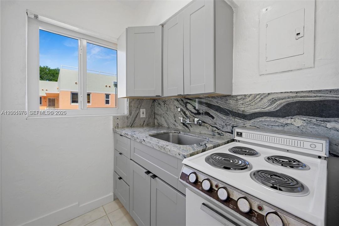 В аренду: $1,450 (0 спален, 1 ванн, 0 Квадратных фут)