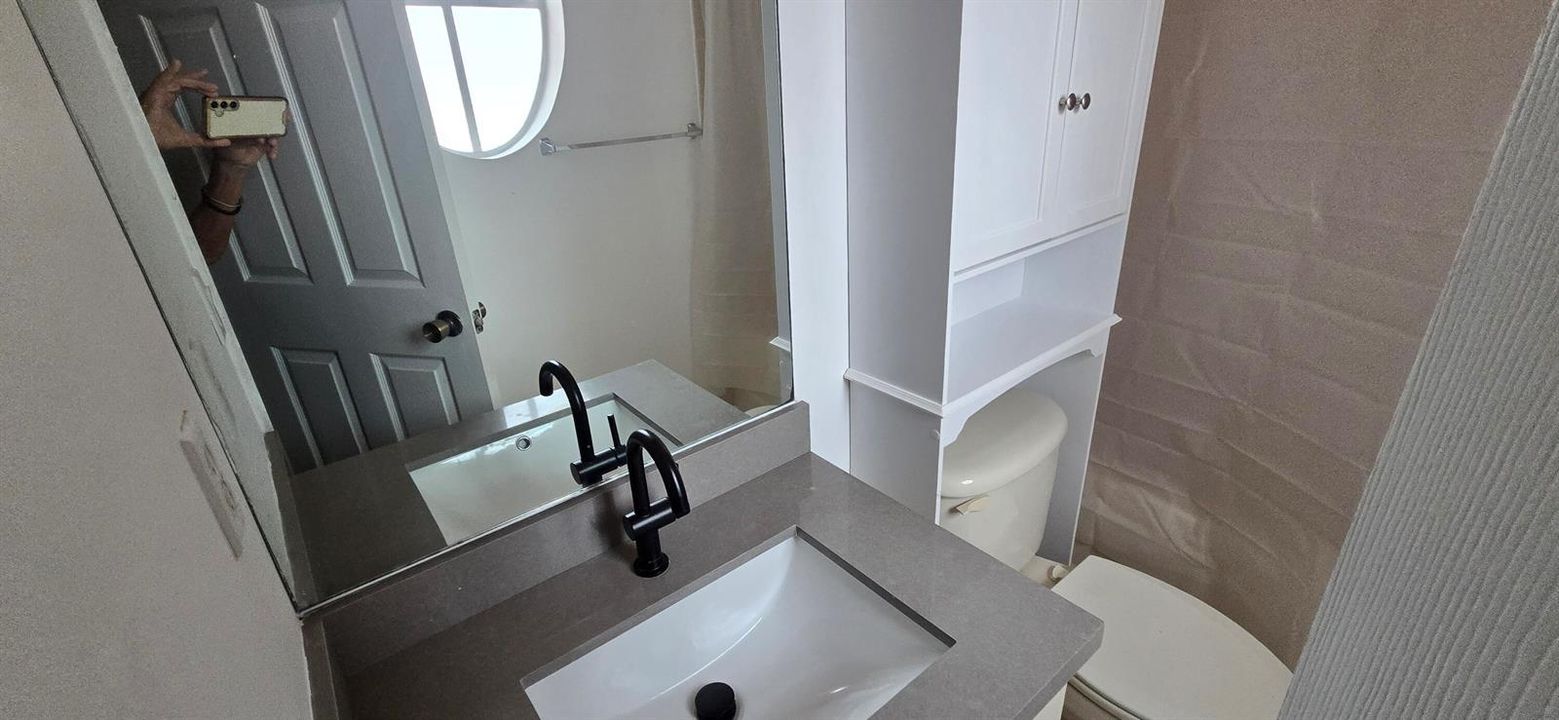 2nd Bathroom