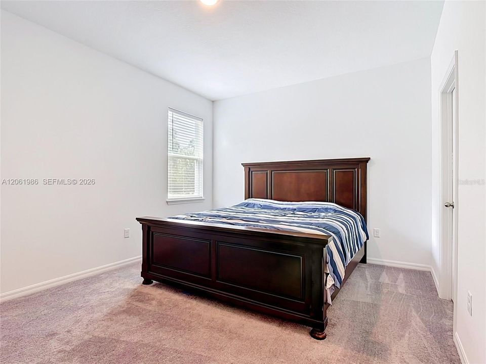 For Sale: $314,000 (4 beds, 2 baths, 1801 Square Feet)