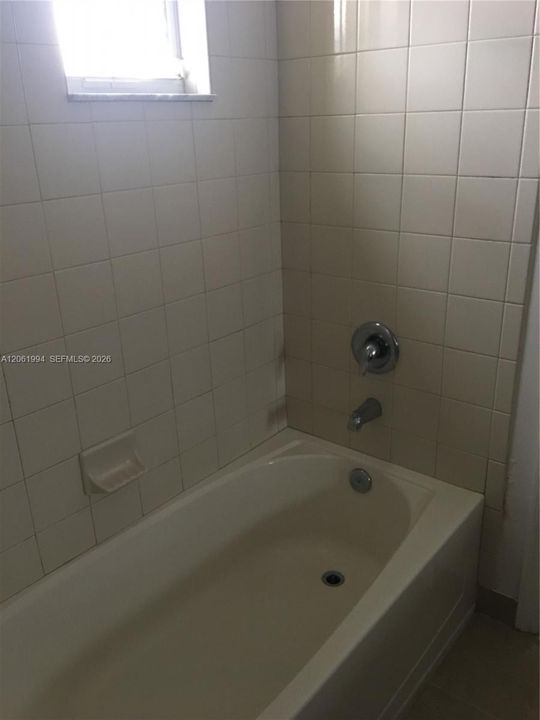 В аренду: $3,250 (3 спален, 3 ванн, 1745 Квадратных фут)