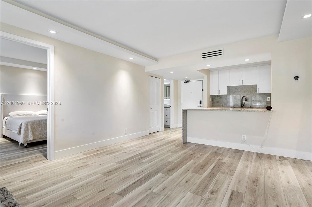 В аренду: $2,700 (2 спален, 2 ванн, 1106 Квадратных фут)