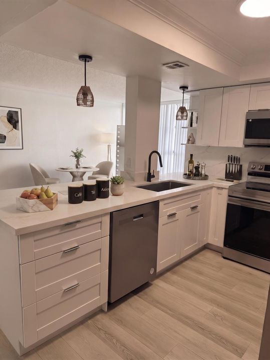 Kitchen - virtual staging