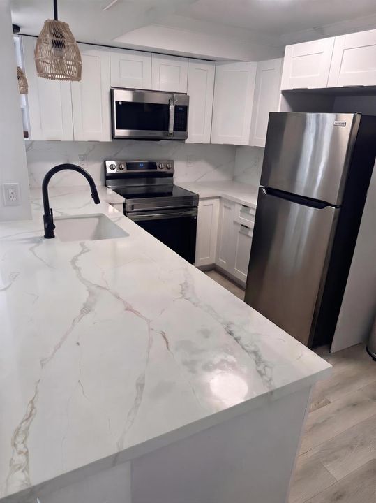 Kitchen - virtual staging