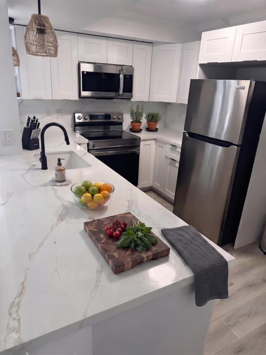 Kitchen - virtual staging