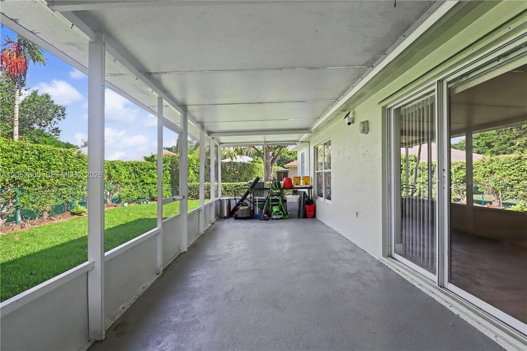 En Venta: $400,000 (3 camas, 2 baños, 1381 Pies cuadrados)