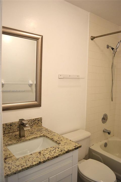 В аренду: $3,200 (3 спален, 2 ванн, 1574 Квадратных фут)