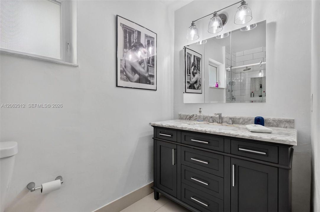 For Sale: $899,000 (3 beds, 2 baths, 1673 Square Feet)