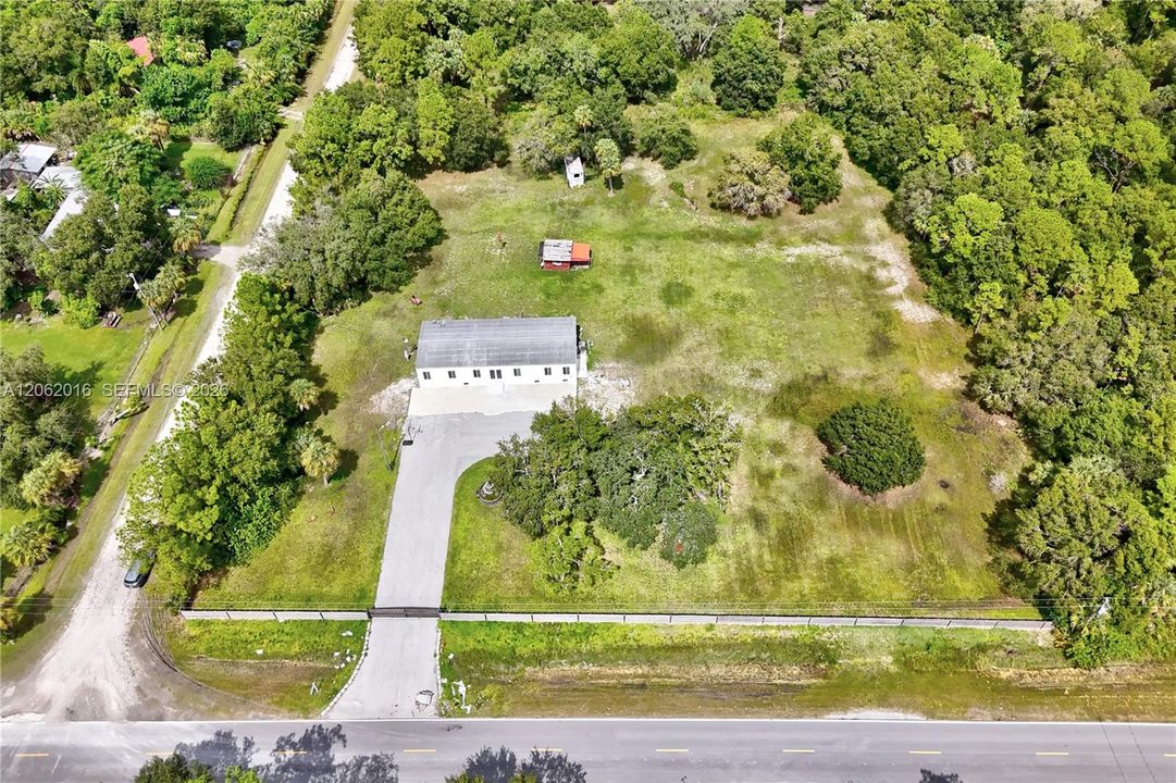 На продажу: $450,000 (4 спален, 3 ванн, 1904 Квадратных фут)