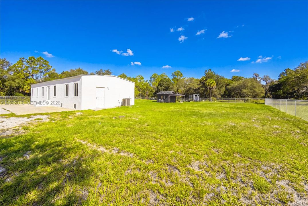 На продажу: $450,000 (4 спален, 3 ванн, 1904 Квадратных фут)