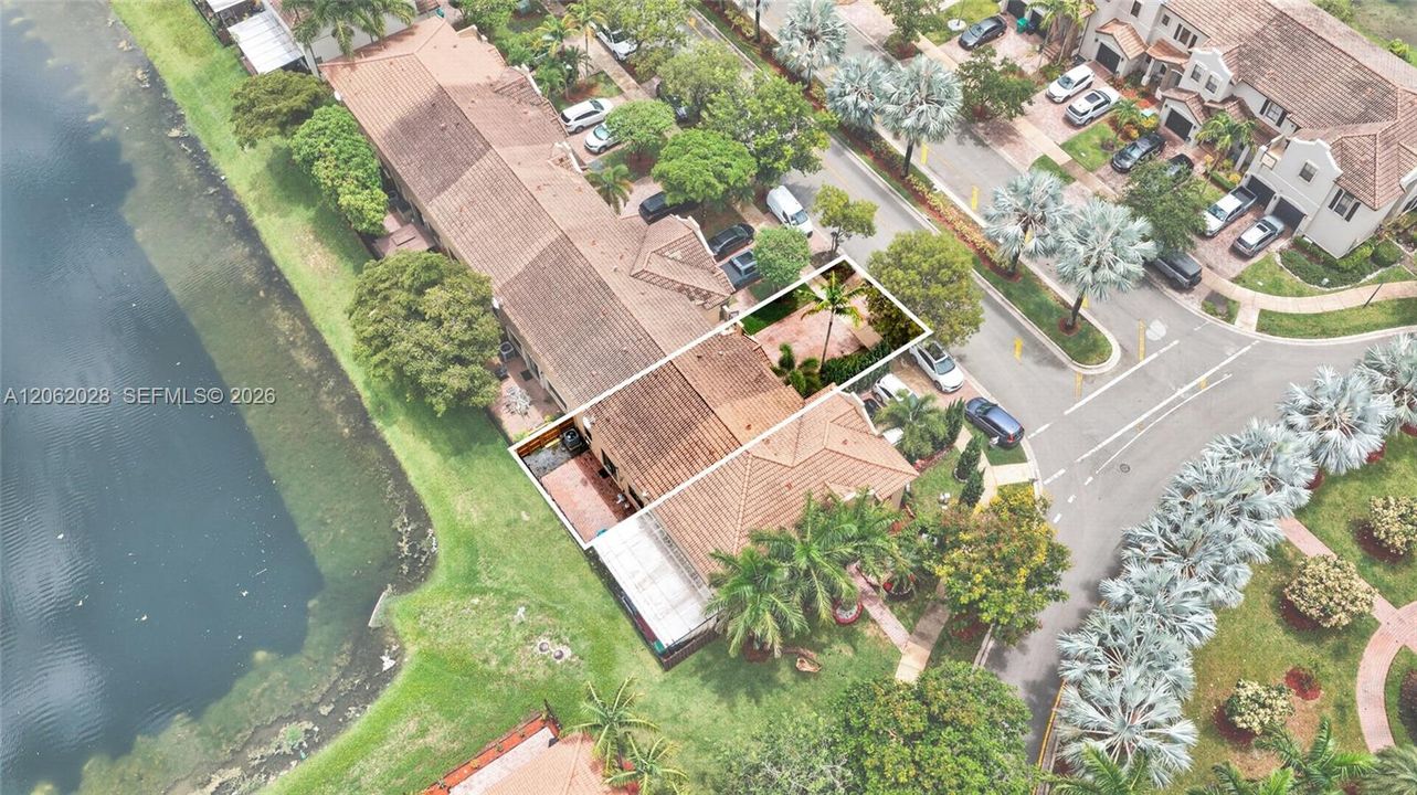 Недавно продано: $444,999 (3 спален, 2 ванн, 1857 Квадратных фут)