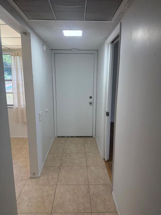 FOYER