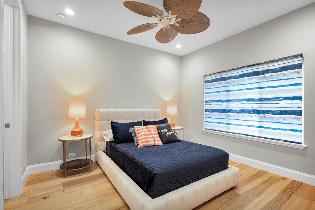 FIFTH BEDROOM