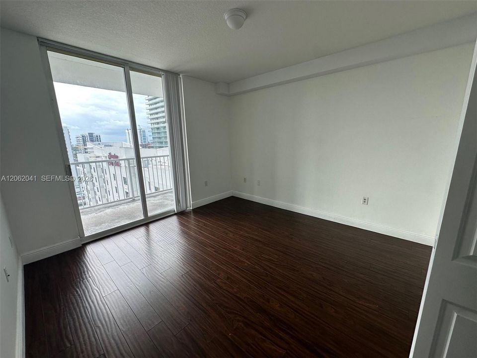 В аренду: $2,650 (1 спален, 1 ванн, 783 Квадратных фут)
