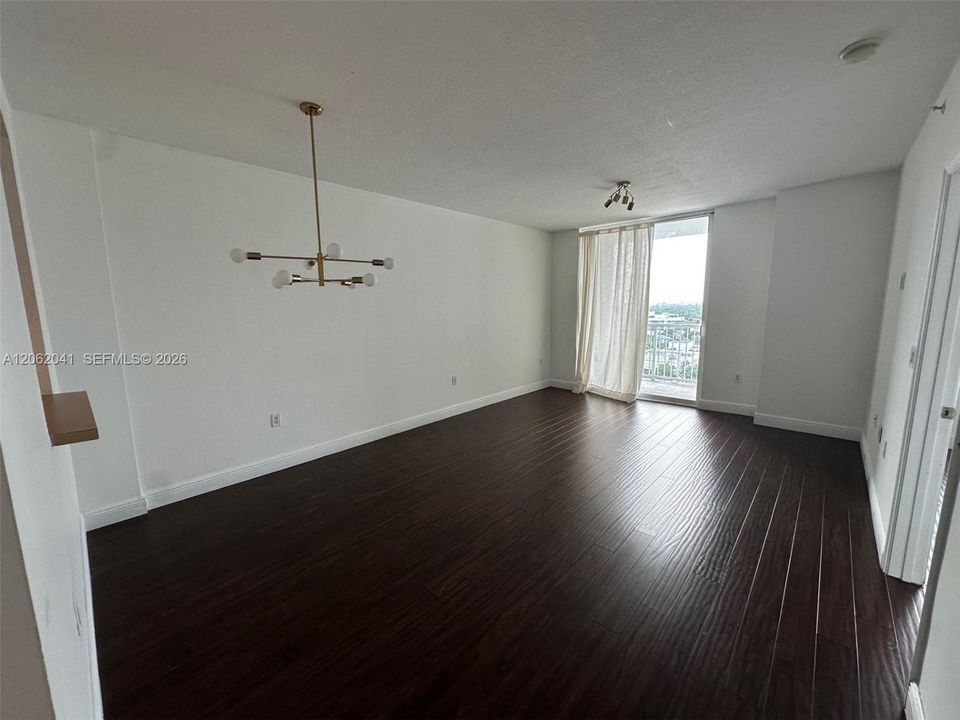 В аренду: $2,650 (1 спален, 1 ванн, 783 Квадратных фут)