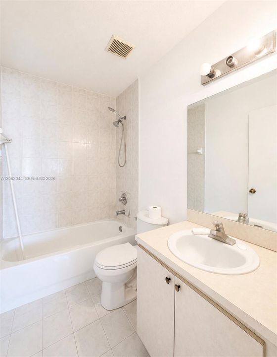 En Venta: $485,000 (3 camas, 2 baños, 1224 Pies cuadrados)