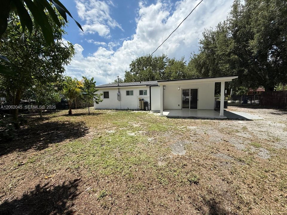 En Venta: $489,900 (2 camas, 2 baños, 1012 Pies cuadrados)