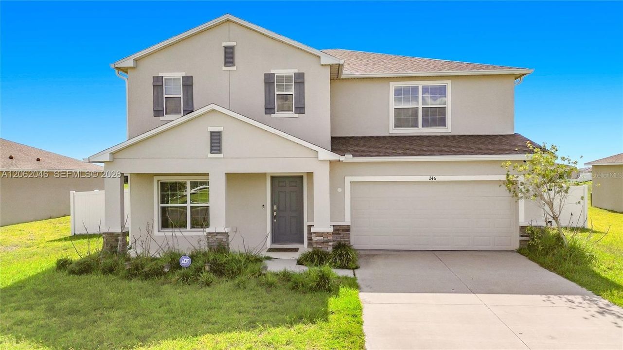 En Venta: $470,000 (6 camas, 5 baños, 3003 Pies cuadrados)