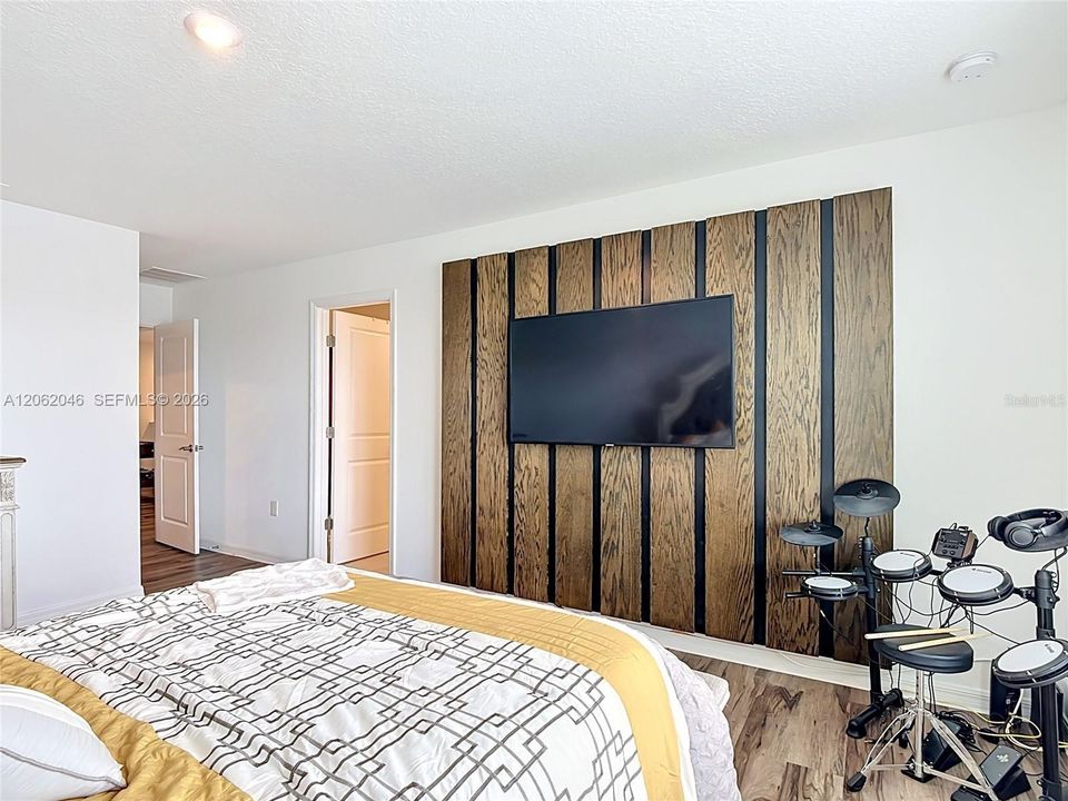 En Venta: $470,000 (6 camas, 5 baños, 3003 Pies cuadrados)