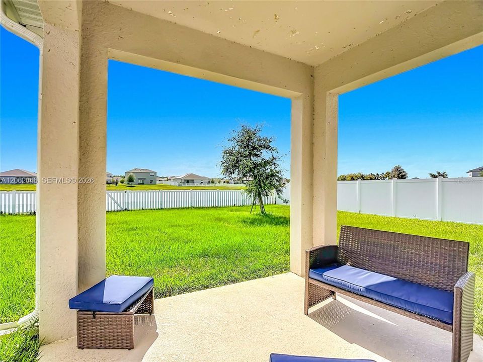 En Venta: $470,000 (6 camas, 5 baños, 3003 Pies cuadrados)