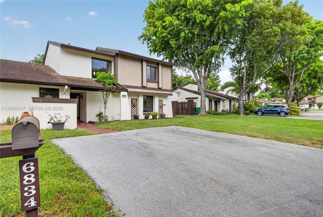 En Venta: $569,999 (3 camas, 2 baños, 1472 Pies cuadrados)