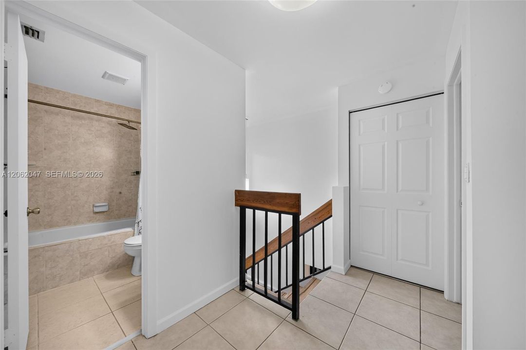 En Venta: $569,999 (3 camas, 2 baños, 1472 Pies cuadrados)